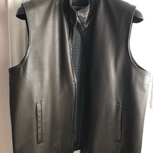 Leather vest with wool lining- excellent condition/like new- Men’s size L